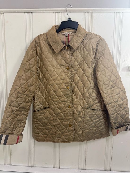 Burberry Jackets & Blazers - Burberry Quilted Tan Beige Snap-Front Jacket